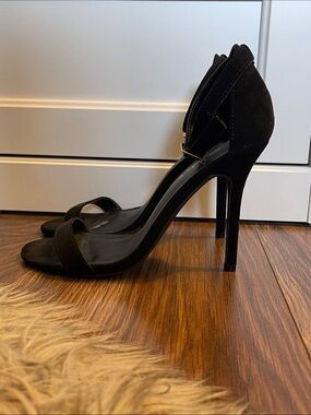 Lulus Women's Black Faux Suede High Heel Ankle Strap Sandals